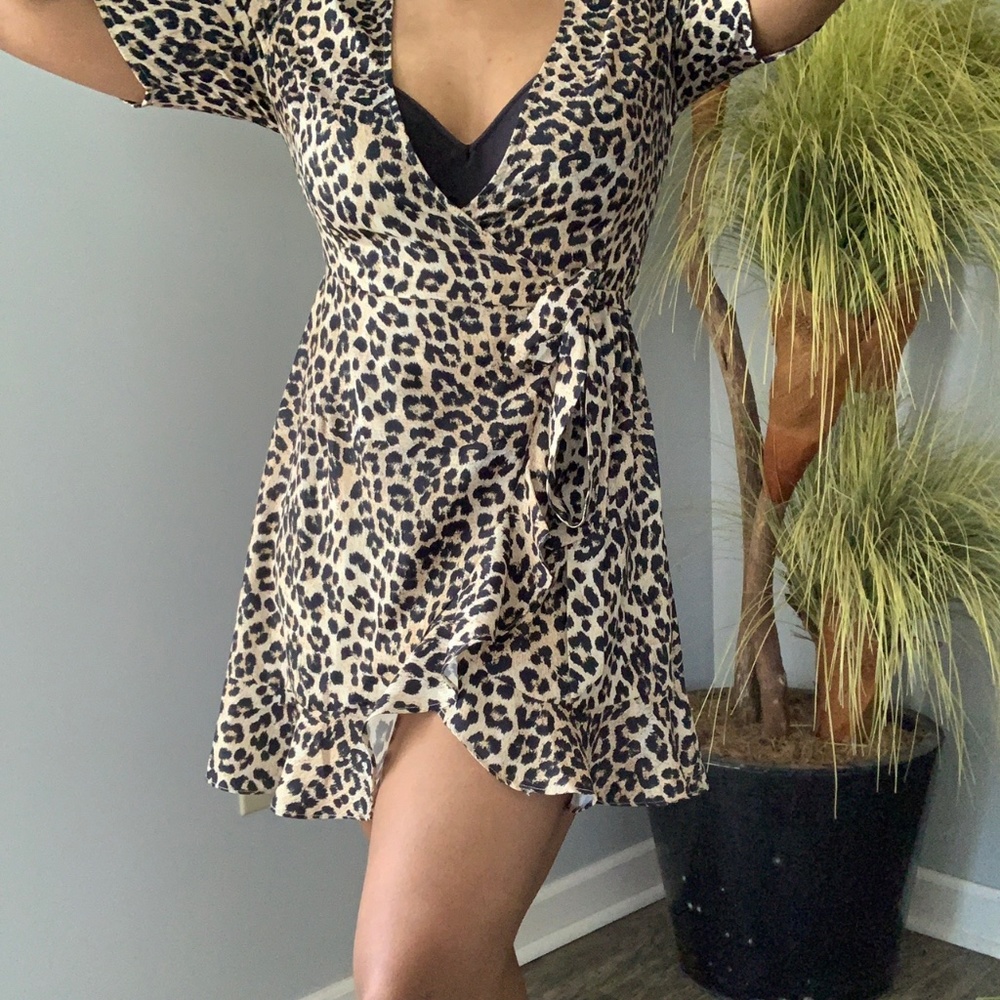 House of Sienna Cheetah print wrap dress